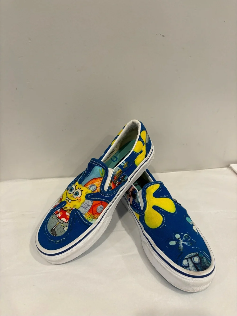 Vans Kids Slip-On Sneakers - Blue with Yellow SpongeBob Graphic